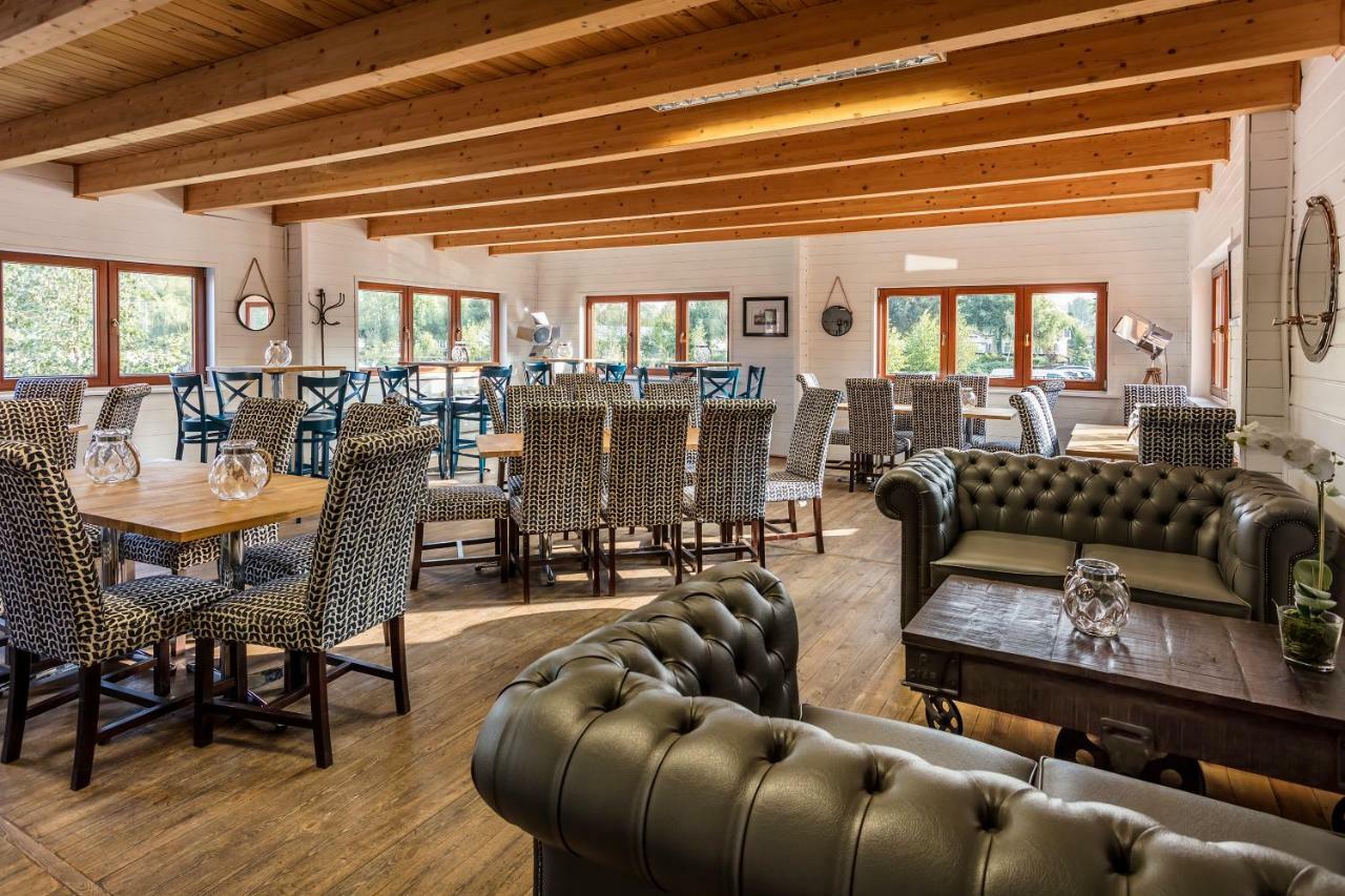 Roydon Marina Village Lodges Buitenkant foto